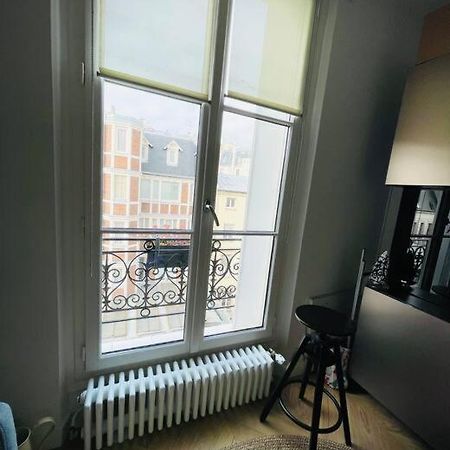 Luxe Cosy Appart Au Parc Monceau パリ エクステリア 写真